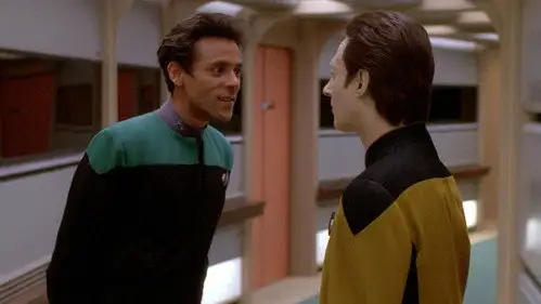 Star Trek: La nueva generación Temporada 6 Episodios 16 • Sub Español