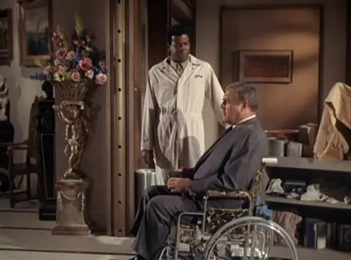 Ironside Temporada 1 Episodios 11 • Sub Español