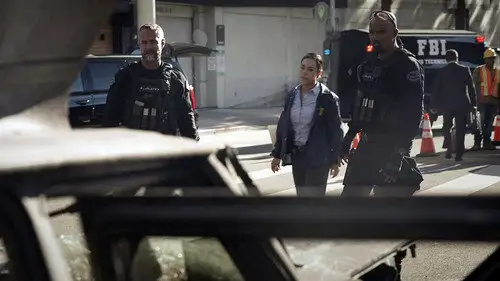 S.W.A.T.: Los hombres de Harrelson Temporada 6 Episodios 11 • Sub Español