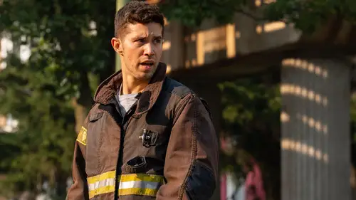 Chicago Fire Temporada 14 Episodios 1 • Sub Español
