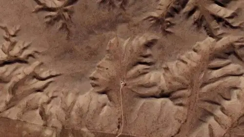 Alienígenas ancestrales Temporada 14 Episodios 2 • Sub Español