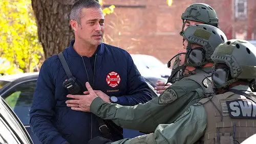 Chicago Fire Temporada 11 Episodios 10 • Sub Español