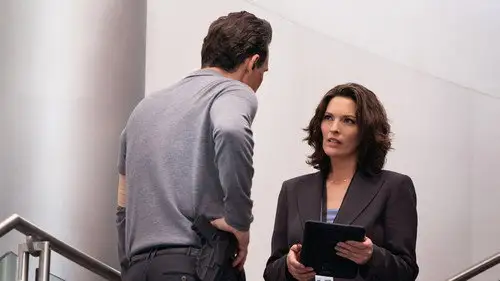 FBI Temporada 7 Episodios 22 • Sub Español