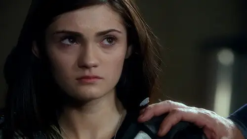 Fringe Temporada 4 Episodios 10 • Sub Español