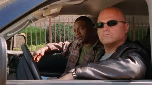 The Shield: Al margen de la ley Temporada 2 Episodios 3 • Sub Español