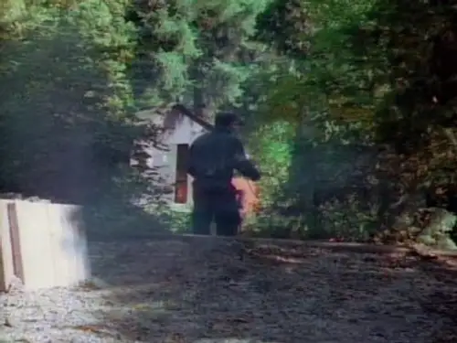 Viernes 13: Misterio para tres Temporada 1 Episodios 9 • Sub Español