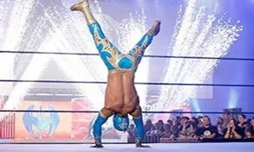 WWE Friday Night SmackDown S12E21 • Oglądaj Online