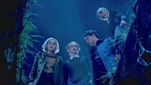 Las escalofriantes aventuras de Sabrina Temporada 1 Episodios 8 • Sub Español