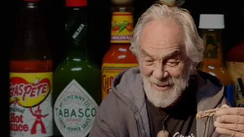 Hot Ones S2E3 • Oglądaj Online