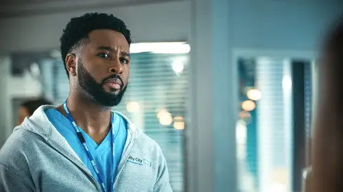 Holby City Temporada 23 Episodios 12 • Sub Español