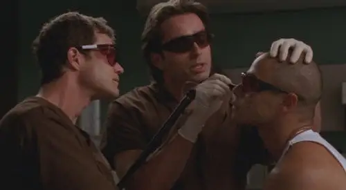 Nip/Tuck, a golpe de bisturí Temporada 3 Episodios 2 • Sub Español