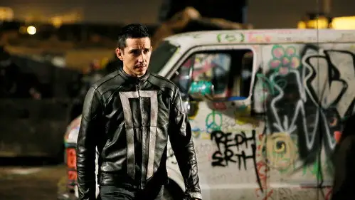 Marvel Agentes de S.H.I.E.L.D. Temporada 4 Episodios 1 • Sub Español