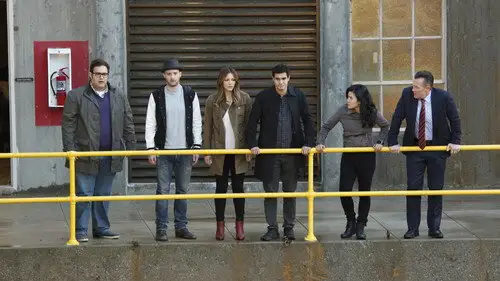 Scorpion Temporada 2 Episodios 12 • Sub Español