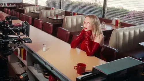 Kylie Temporada 1 Episodios 3 • Sub Español