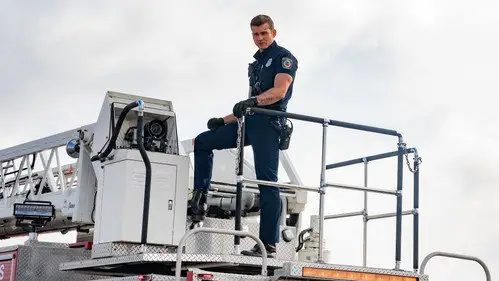 9-1-1 Temporada 5 Episodios 18 • Sub Español
