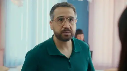 Padre no hay más que uno, la serie Temporada 1 Episodios 7 • Sub Español