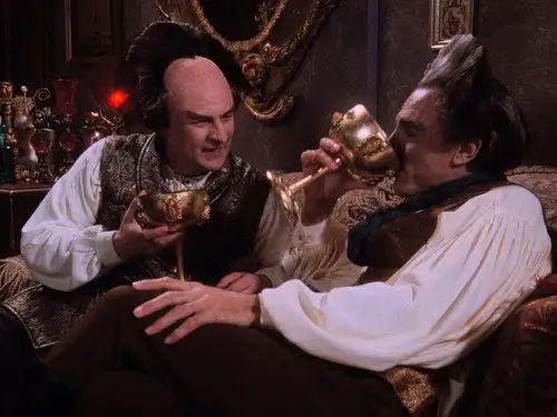 Babylon 5 Temporada 2 Episodios 17 • Sub Español