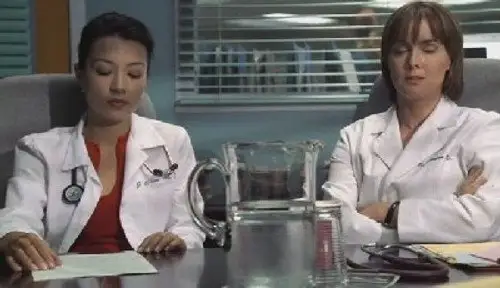 Urgencias Temporada 8 Episodios 4 • Sub Español