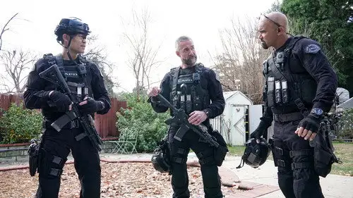 S.W.A.T.: Los hombres de Harrelson Temporada 7 Episodios 7 • Sub Español