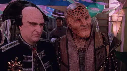 Babylon 5 Temporada 4 Episodios 22 • Sub Español