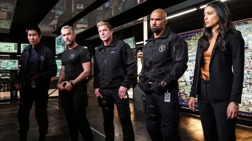 S.W.A.T.: Los hombres de Harrelson Temporada 2 Episodios 13 • Sub Español