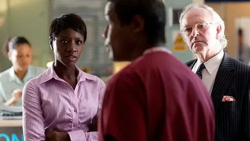 Holby City Temporada 12 Episodios 17 • Sub Español