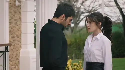 Rüzgarlı Tepe Temporada 1 Episodios 9 • Sub Español