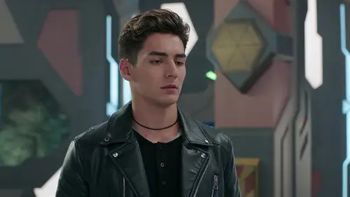 Power Rangers Temporada 28 Episodios 13 • Sub Español