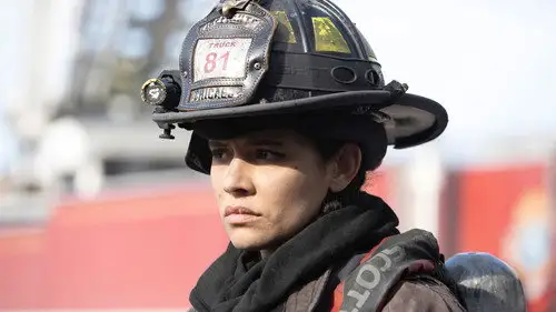 Chicago Fire Temporada 9 Episodios 10 • Sub Español