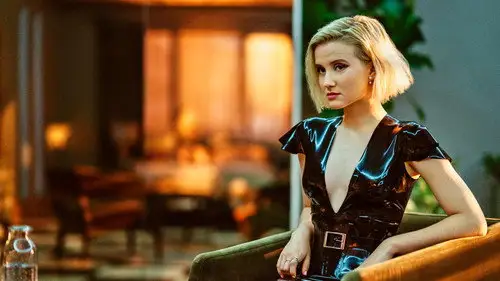 Dziewczyna z doświadczeniem S3E4 • Oglądaj Online
