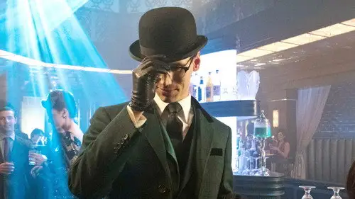 Gotham Temporada 3 Episodios 17 • Sub Español