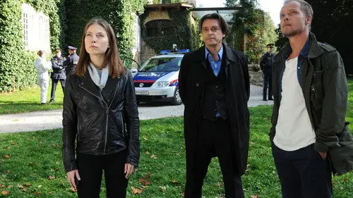 Los muertos del lago de Constanza Temporada 1 Episodios 1 • Sub Español