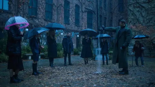 The Umbrella Academy Temporada 1 Episodios 1 • Sub Español