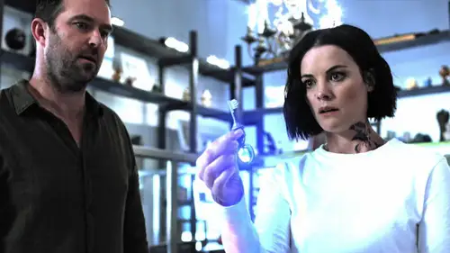 Blindspot Temporada 4 Episodios 9 • Sub Español