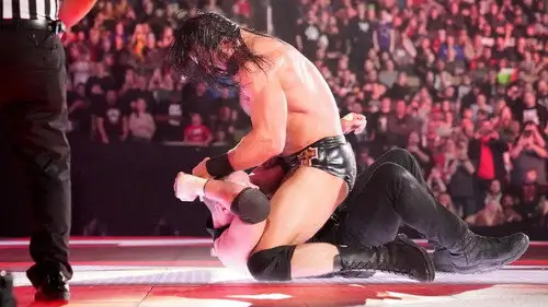 Raw Temporada 27 Episodios 10 • Sub Español