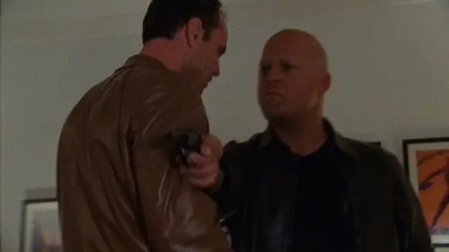 The Shield: Al margen de la ley Temporada 1 Episodios 13 • Sub Español