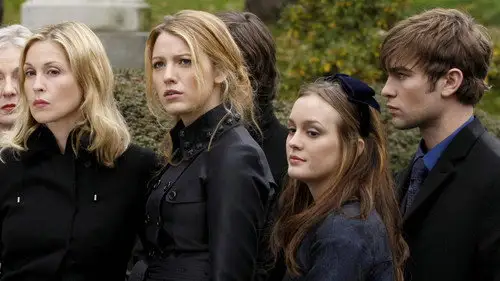 Gossip Girl Temporada 2 Episodios 13 • Sub Español