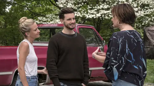 Younger Temporada 4 Episodios 5 • Sub Español