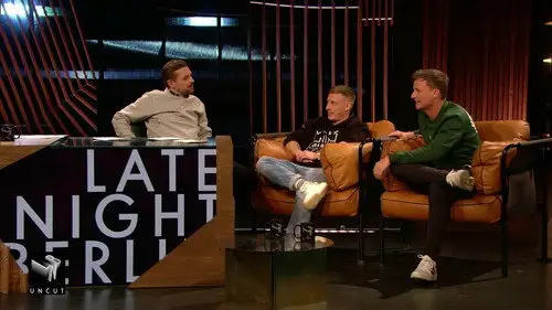 Late Night Berlin Temporada 4 Episodios 10 • Sub Español