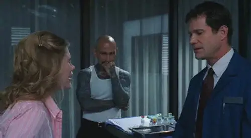 Nip/Tuck, a golpe de bisturí Temporada 4 Episodios 6 • Sub Español