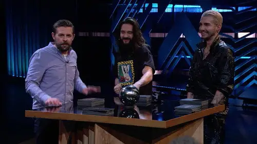 Late Night Berlin Temporada 3 Episodios 8 • Sub Español