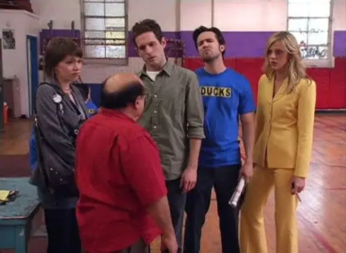 Colgados en Filadelfia Temporada 2 Episodios 6 • Sub Español