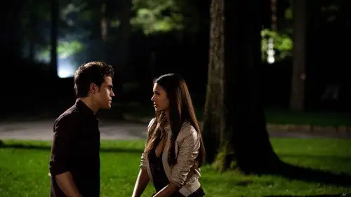 Crónicas vampíricas Temporada 1 Episodios 2 • Sub Español