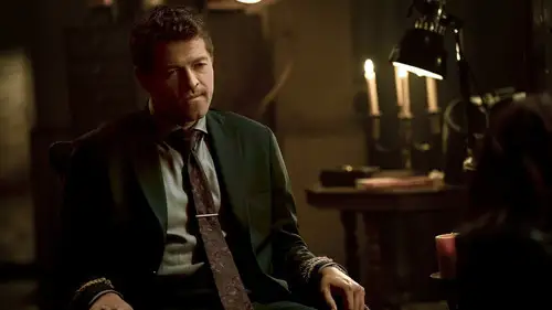 Gotham Knights Temporada 1 Episodios 13 • Sub Español