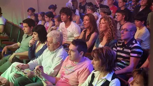 Los Serrano Temporada 8 Episodios 2 • Sub Español