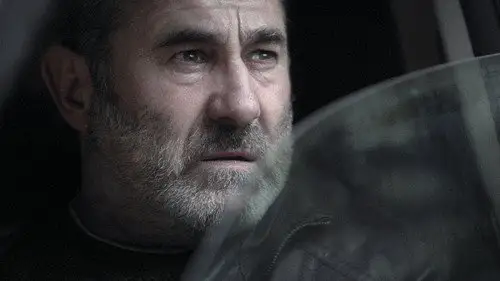 Mano de hierro Temporada 1 Episodios 2 • Sub Español