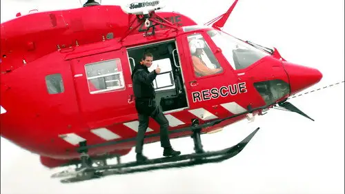 Get Out Alive with Bear Grylls Temporada 1 Episodios 8 • Sub Español