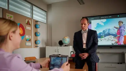 Schloss Einstein Temporada 25 Episodios 5 • Sub Español
