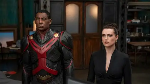 Supergirl Temporada 6 Episodios 19 • Sub Español