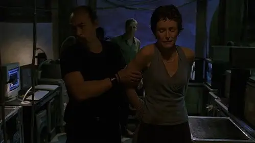 24 Temporada 1 Episodios 8 • Sub Español